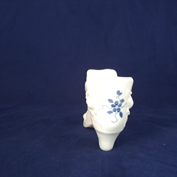 Fenton Cabbage Rose Slipper Shoe White Milk Glass Hand-Painted Signed Decorative - Picture 6 of 14